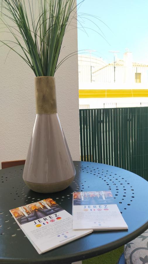 Sherryflat Merito - Parking Jerez de la Frontera Exterior photo